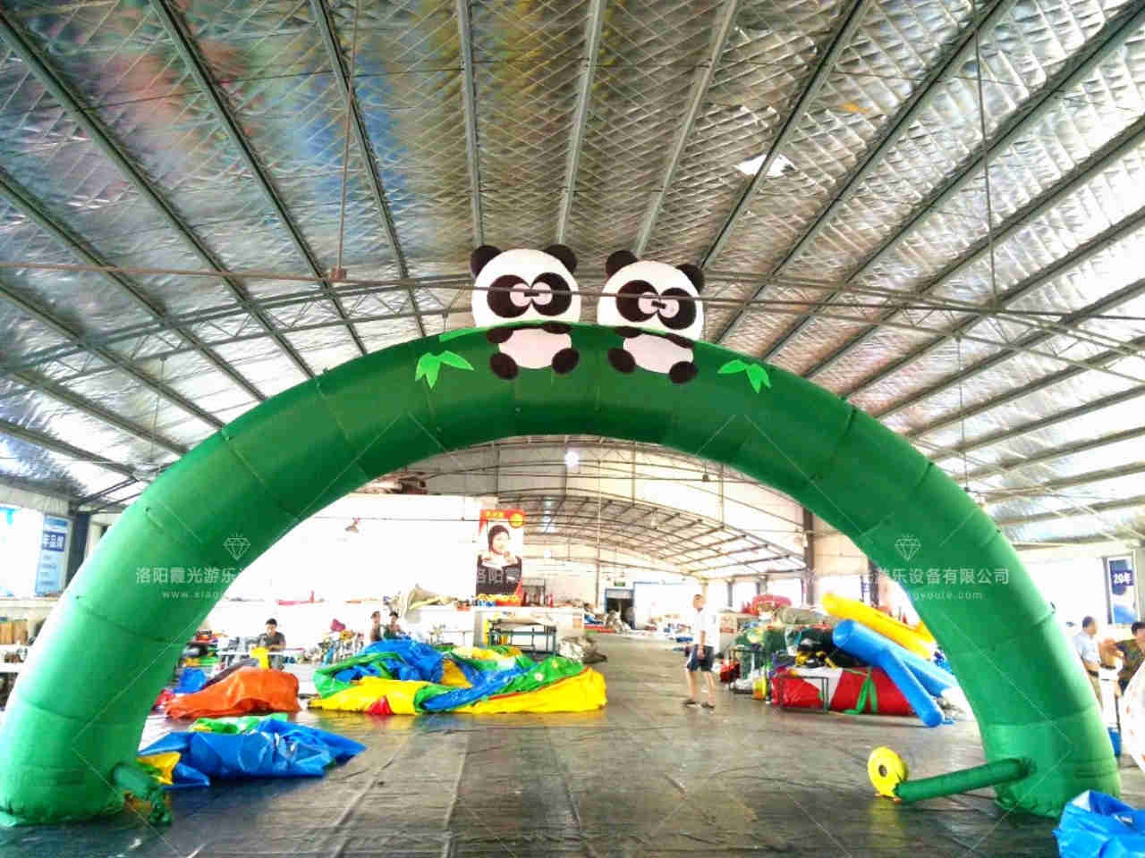 广安熊猫喷绘拱门